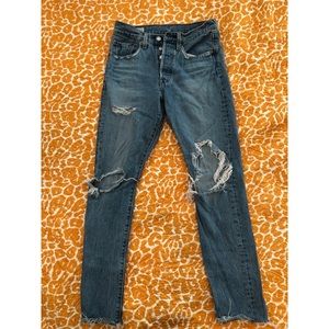 501 destroyed skinny jeans